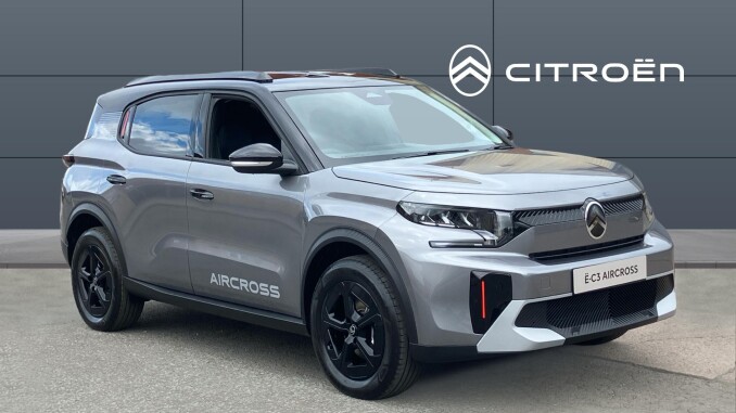 Citroen C3 Aircross 83kW Extended Range Collection 54kWh 5dr Auto Electric Hatchback - Image 1
